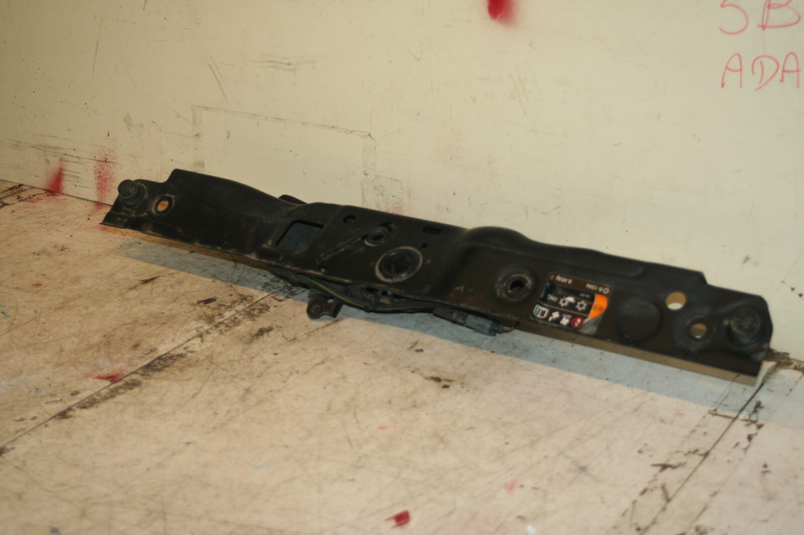 2013 VAUXHALL ADAM 1.4 PETROL MANUAL. SLAM PANEL + BONNET LATCH - Image 2