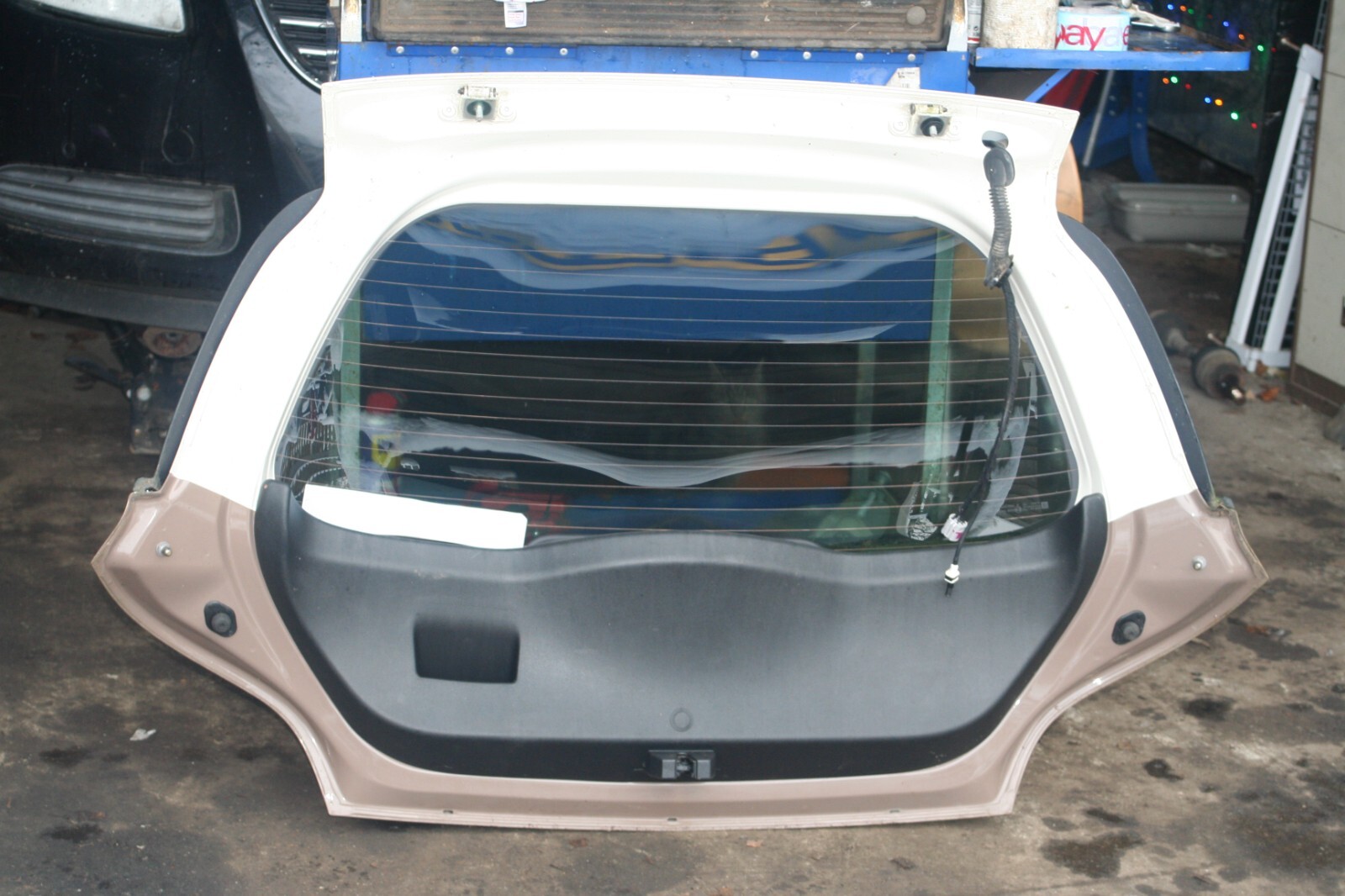 2013 VAUXHALL ADAM 1.4 PETROL MANUAL. BOOT LID TAIL GATE IN BROWN - Image 5