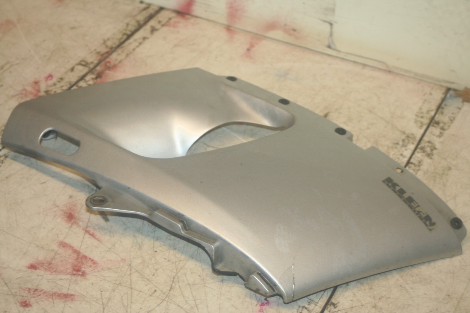 KAWASAKI ZZR600 2004. SIDE FENDER TRIM