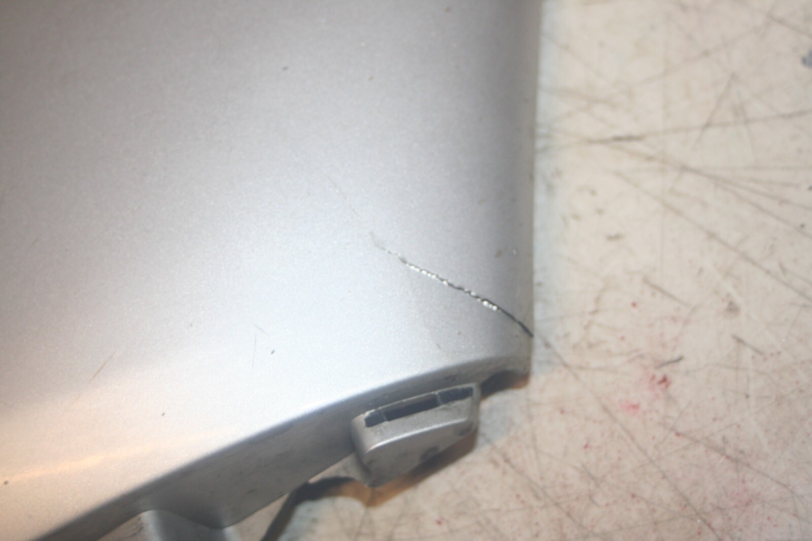 KAWASAKI ZZR600 2004. SIDE FENDER TRIM - Image 3