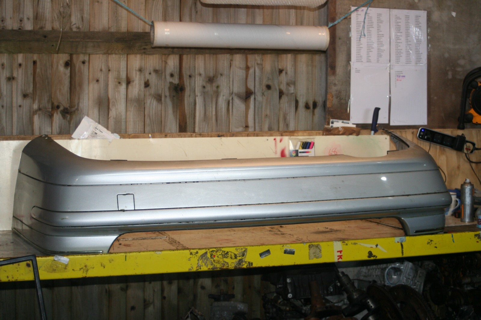 2006 MERCEDES BENZ C CLASS W203. REAR BUMPER IN SILVER