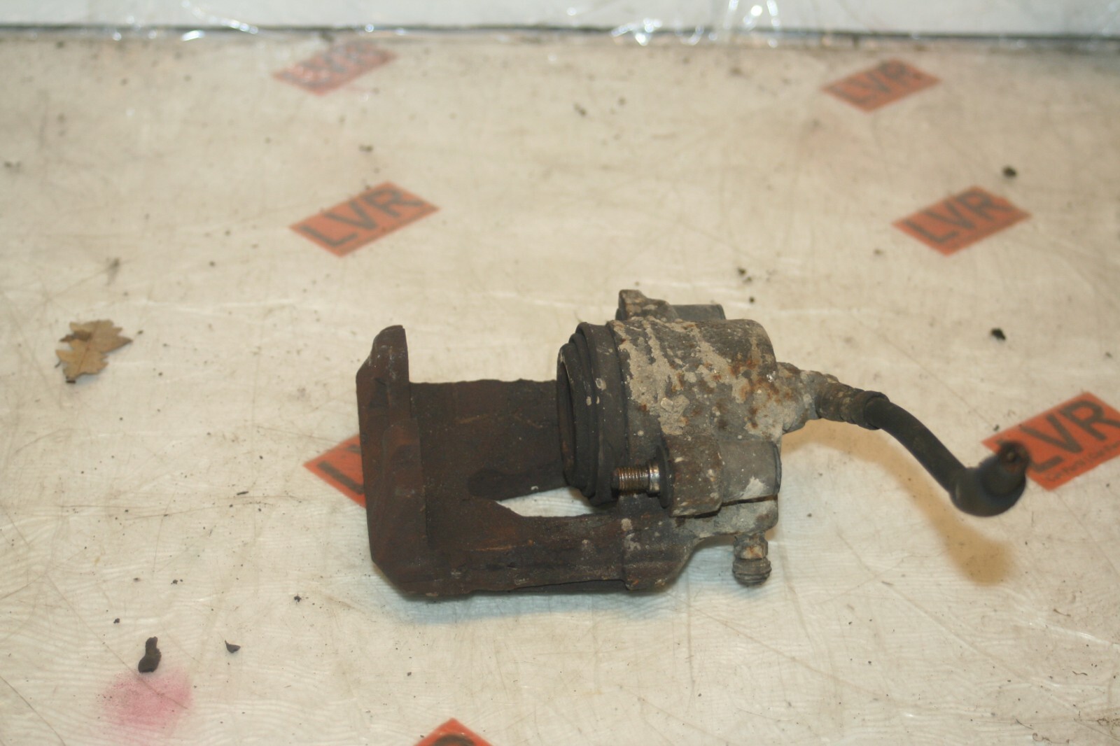 2013 VOLKSWAGEN POLO MK5 6R 1.2 DIESEL. DRIVER SIDE FRONT BRAKE CALIPER