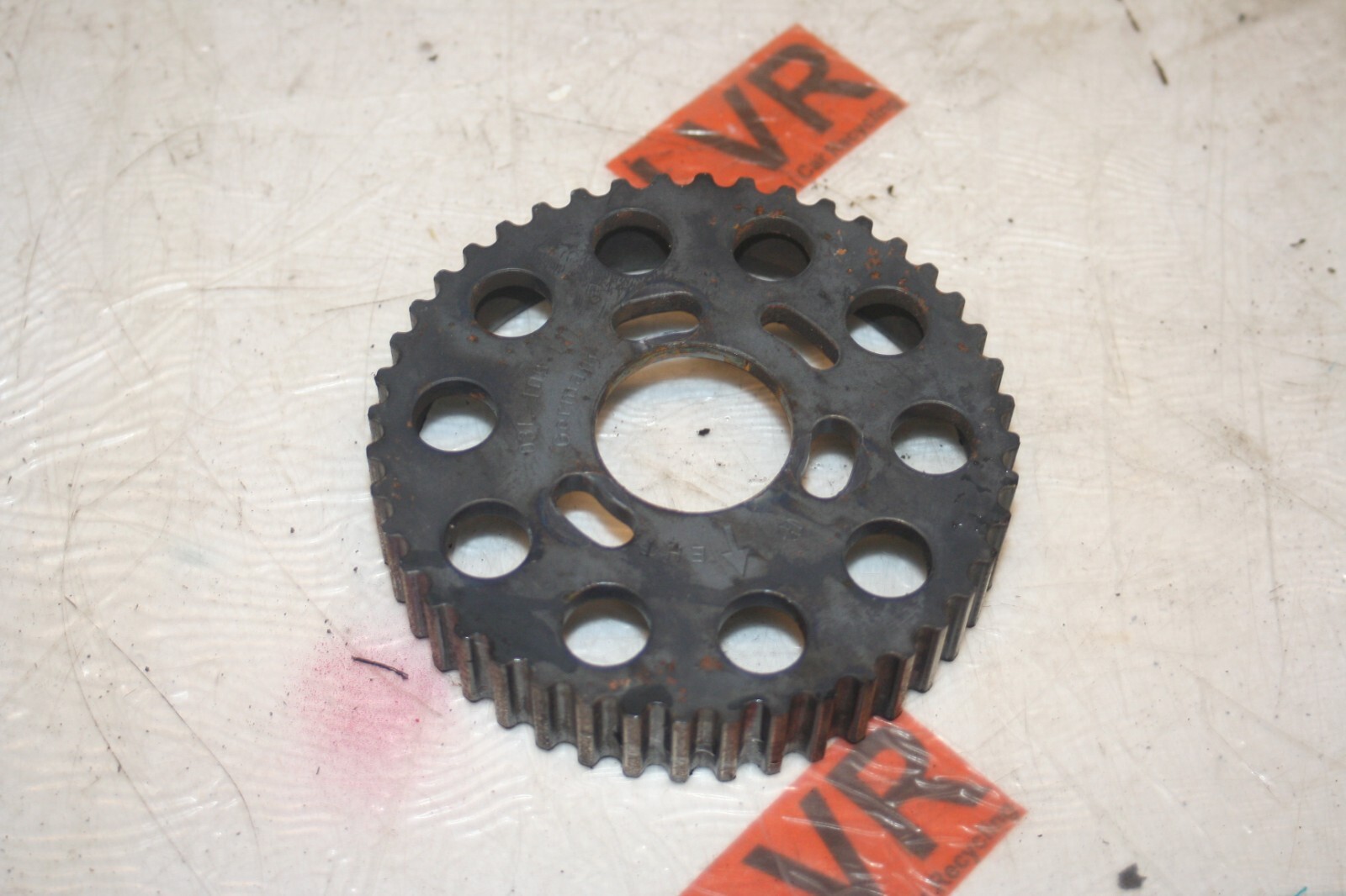 2013 VOLKSWAGEN POLO MK5 6R 1.2 DIESEL. CAMSHAFT CAP PULLEY COG SPROCKET CFW - Image 2