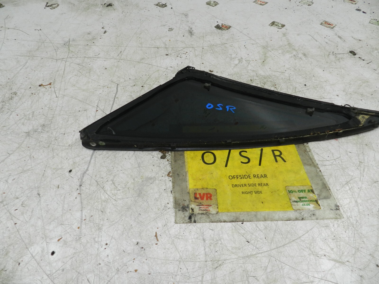 (121) 2007 AUDI A4 SALOON B7. DRIVER SIDE REAR QUARTER GLASS