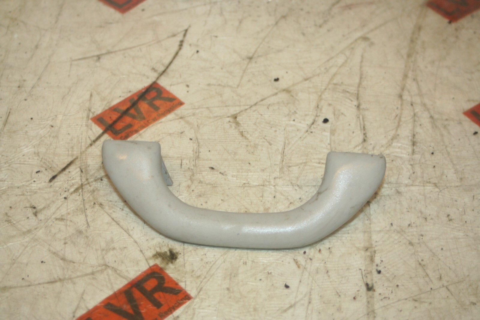 2005 VOLKSWAGEN GOLF MK5. GRAB HANDLE