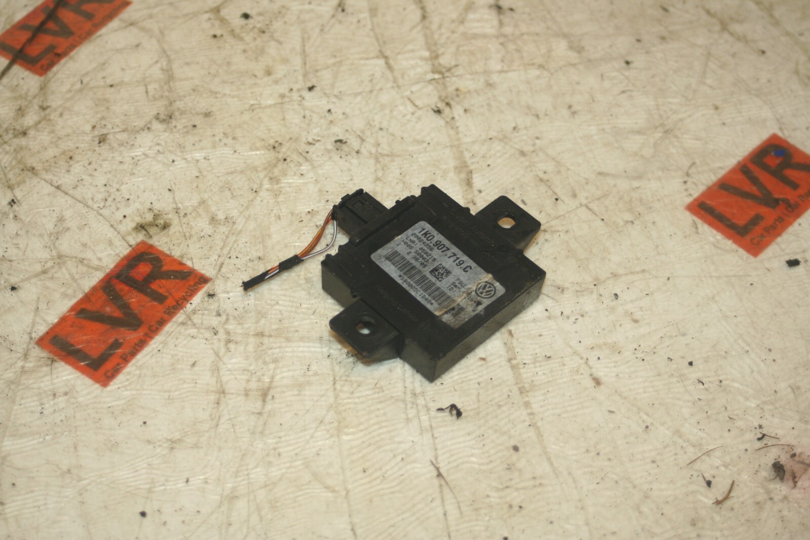 2005 VOLKSWAGEN GOLF MK5. 1K0907719C ANTI THEFT ALARM MODULE