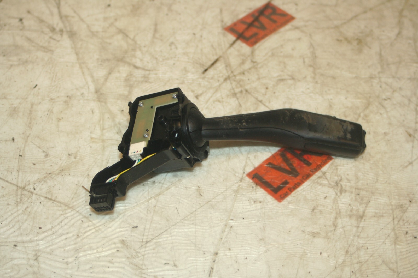 2005 VOLKSWAGEN GOLF MK5. LIGHT STALK - Image 2
