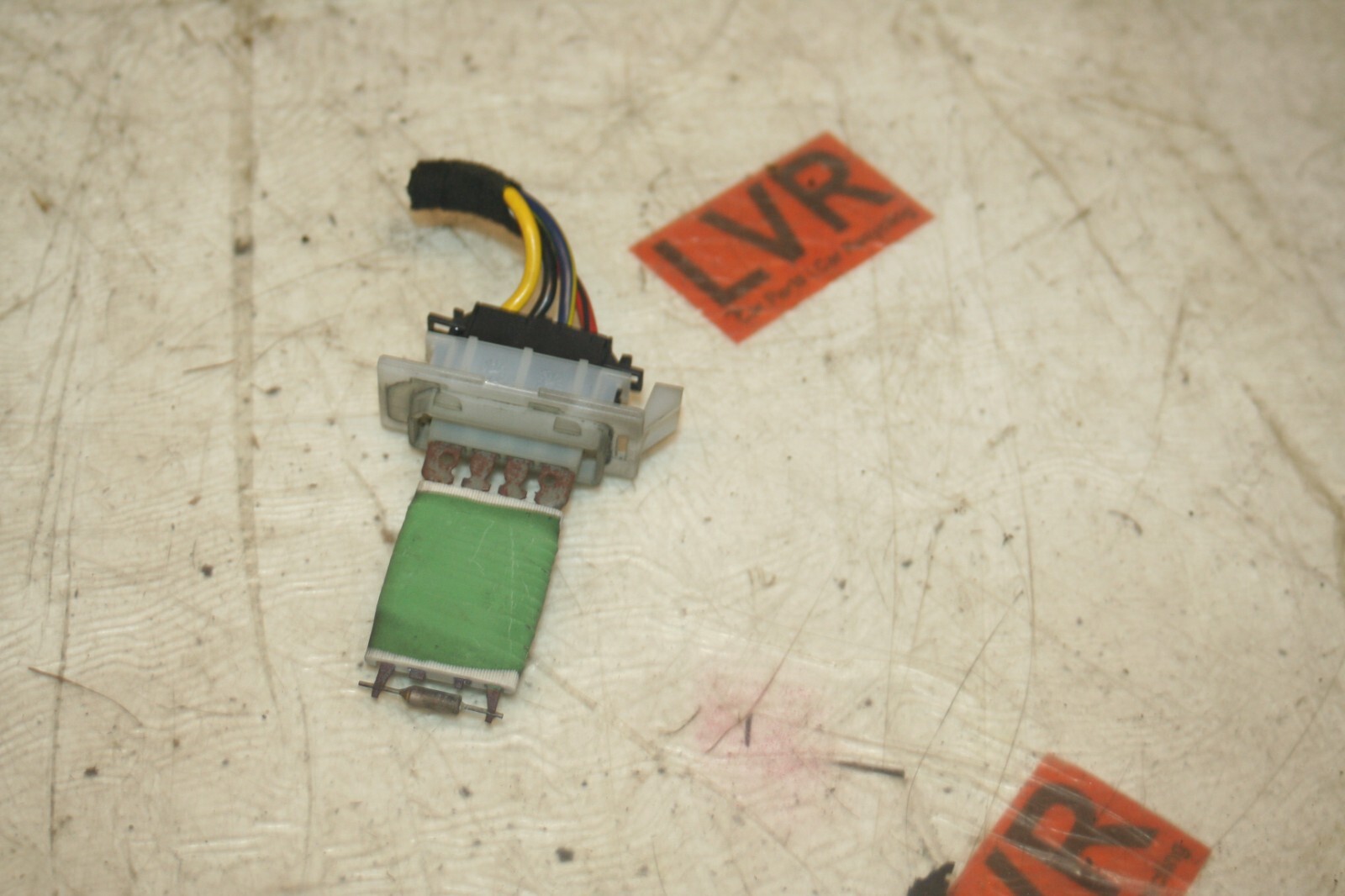 2005 VOLKSWAGEN GOLF MK5. HEATER BLOWER RESISTOR - Image 2