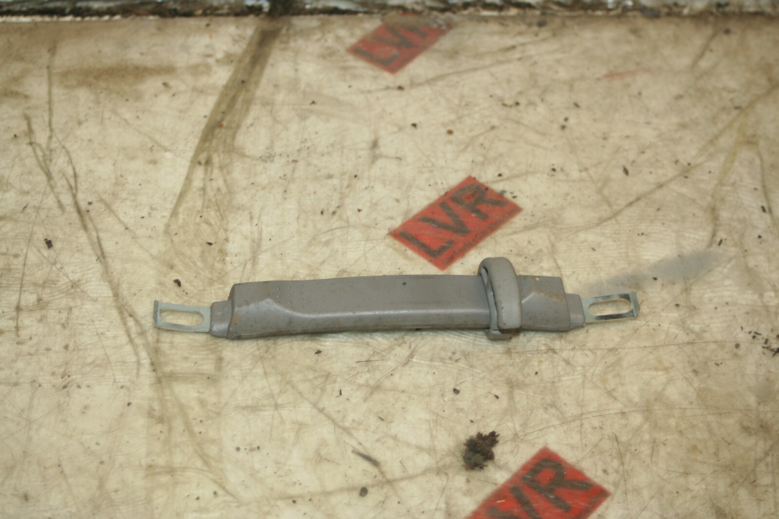 2009 KIA SORENTO. GRAB HANDLE