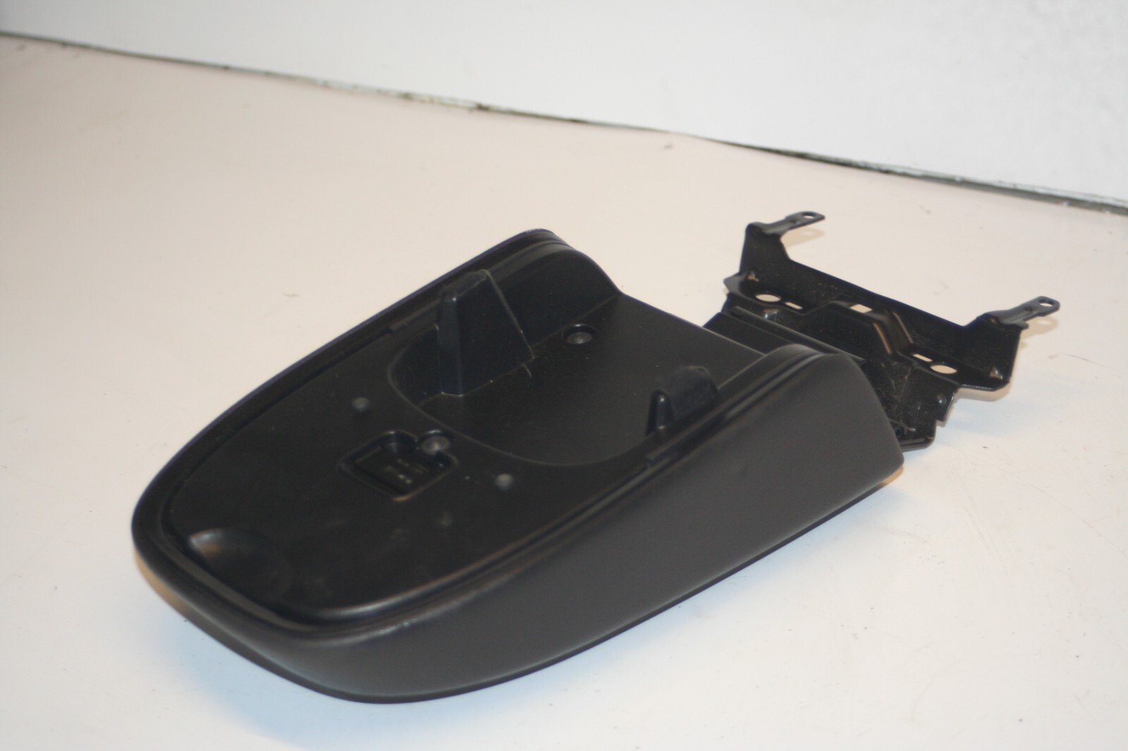 2016 FORD KUGA MK2. ARM REST CENTRE CONSOLE - Image 2