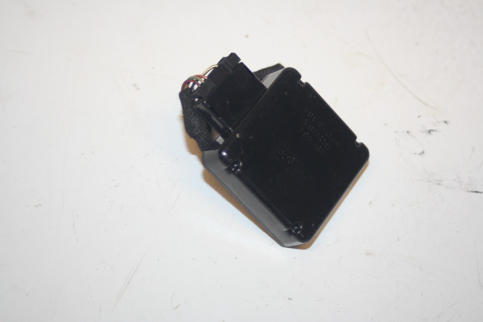 2016 FORD KUGA MK2. DE8T-19H463-AE RAIN SENSOR MODULE CONTROL - Image 2