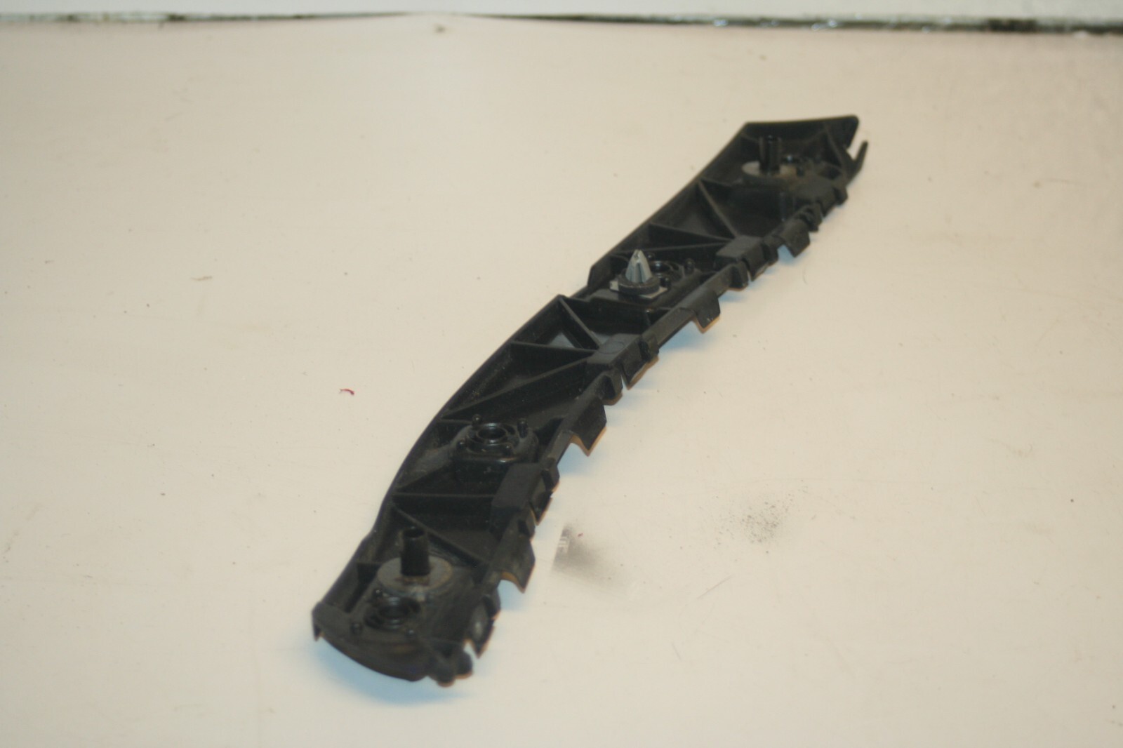 2016 FORD KUGA MK2. PASSENGER SIDE REAR BUMPER BRACKET FRAME - Image 2