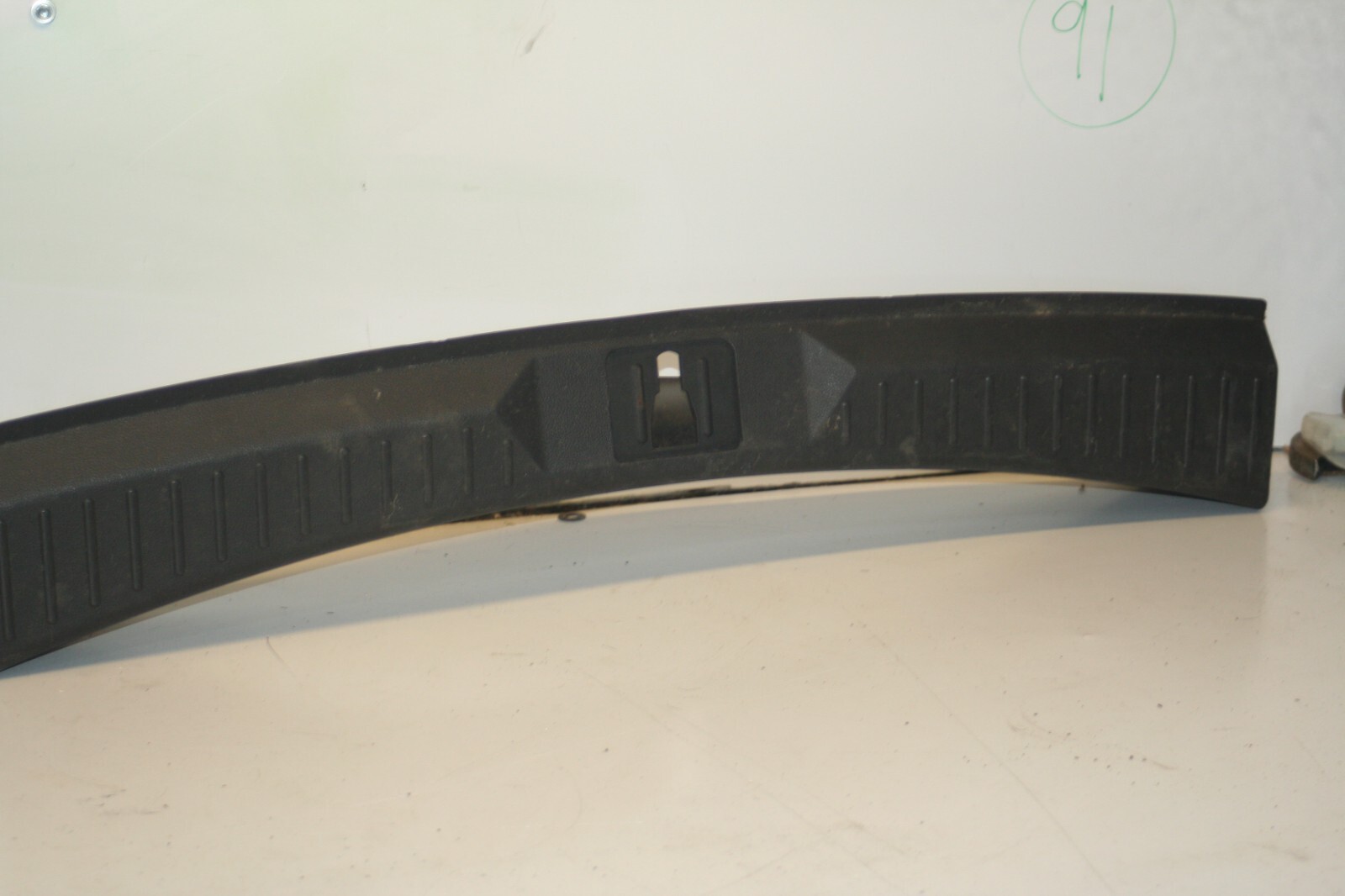 2016 FORD KUGA MK2. BOOT LOWER TRIM SCUFF PANEL - Image 2