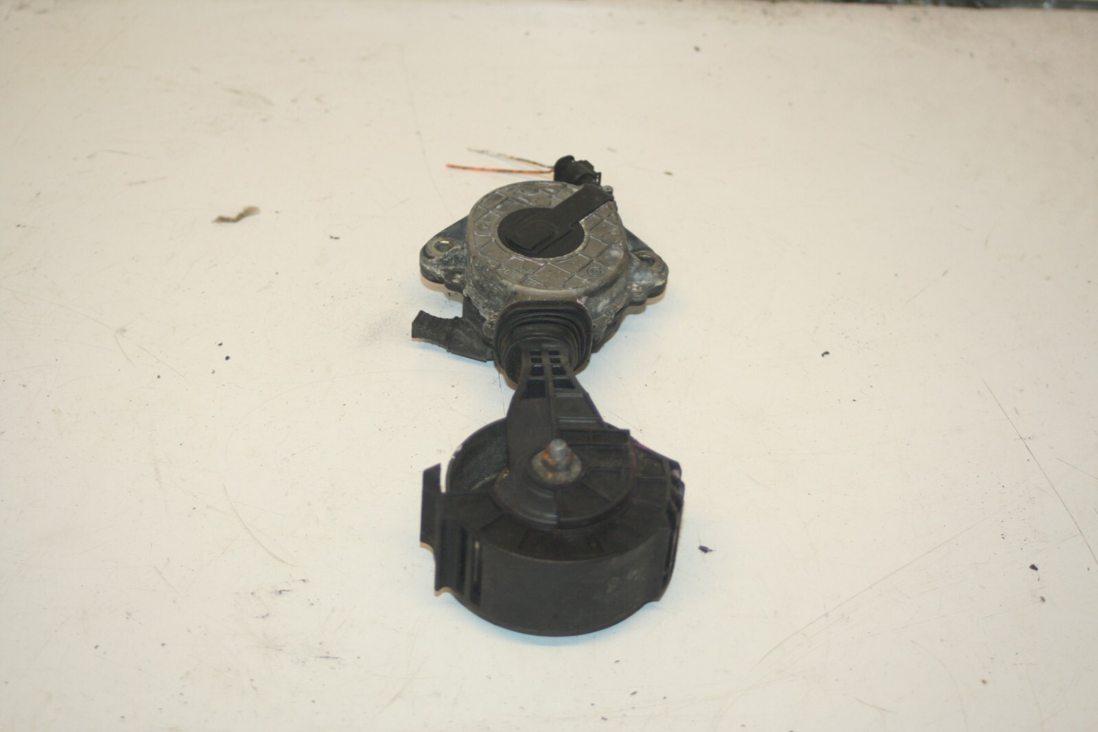 2010 CITROEN DS3. AUXILIARY BELT TENSIONER - Image 3