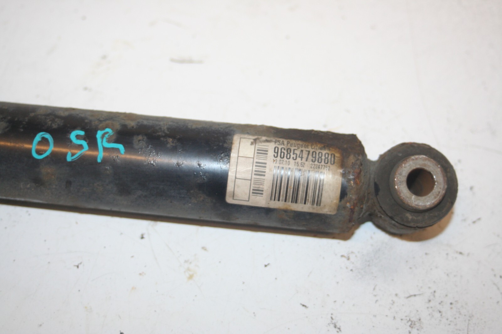 2010 CITROEN DS3. DRIVER SIDE REAR SHOCK ABSORBER - Image 2