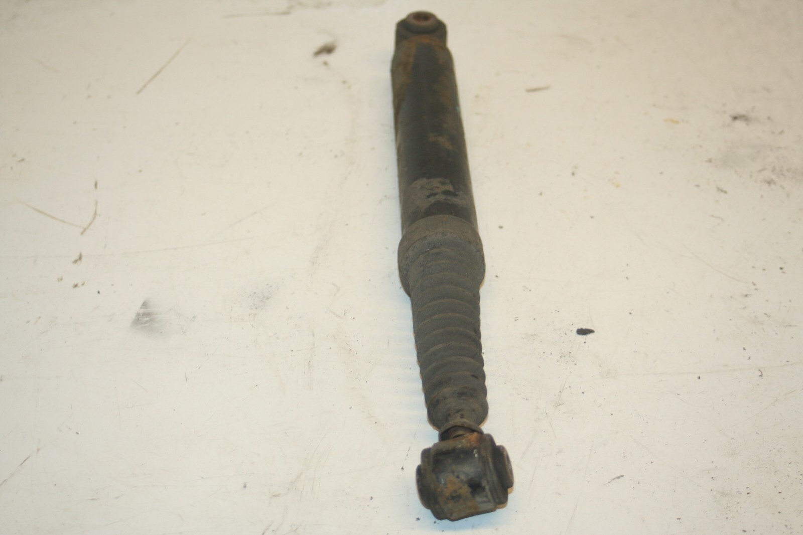 2010 CITROEN DS3. PASSENGER SIDE REAR SHOCK ABSORBER - Image 4