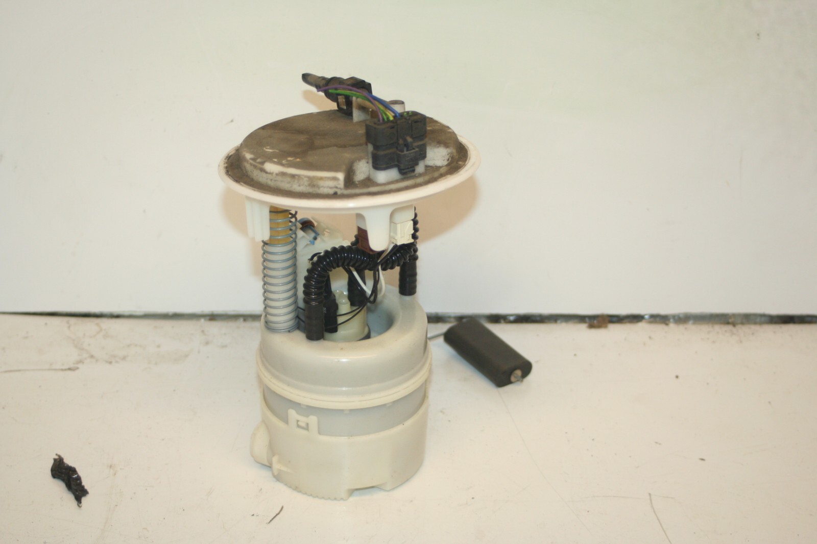2010 CITROEN DS3. PETROL FUEL TANK PUMP
