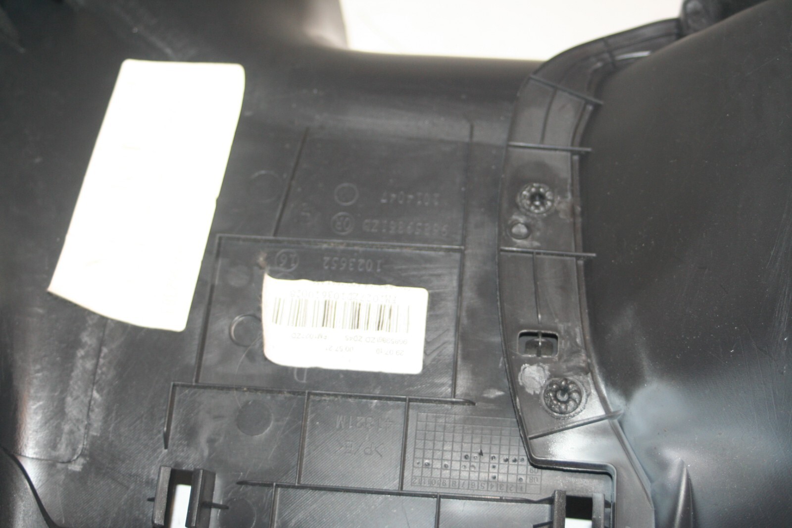 2010 CITROEN DS3. REAR DOOR SIDE PANEL DRIVER SIDE BOOT PANEL TRIM - Image 6