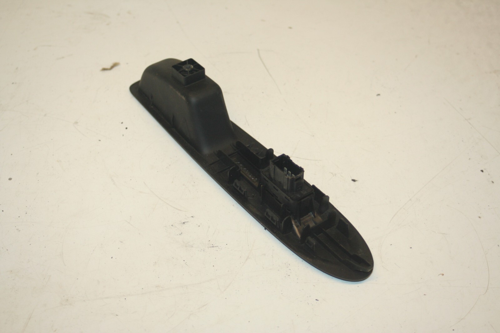 2010 CITROEN DS3. WINDOW SWITCH - Image 5