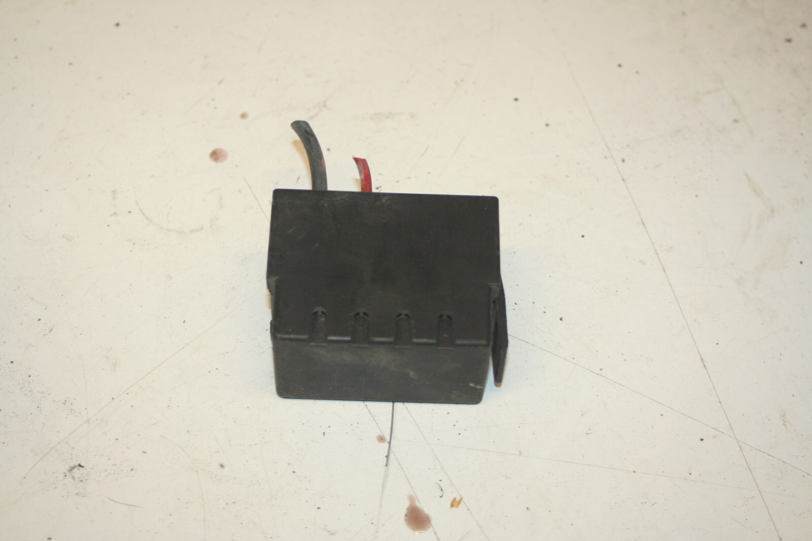 2010 CITROEN DS3. WIRE JUNCTION BOX - Image 3