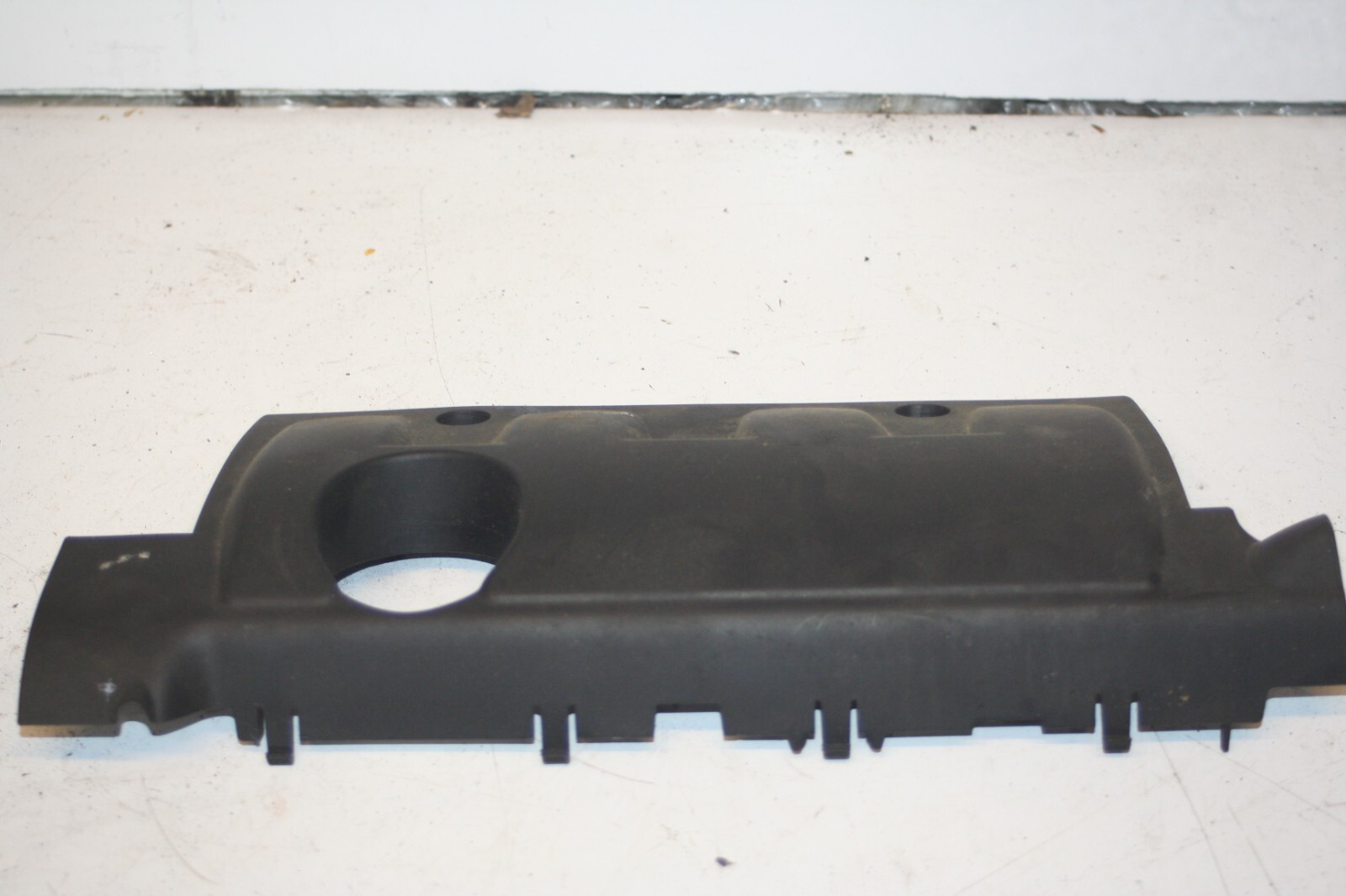 2010 CITROEN DS3. ENGINE COVER