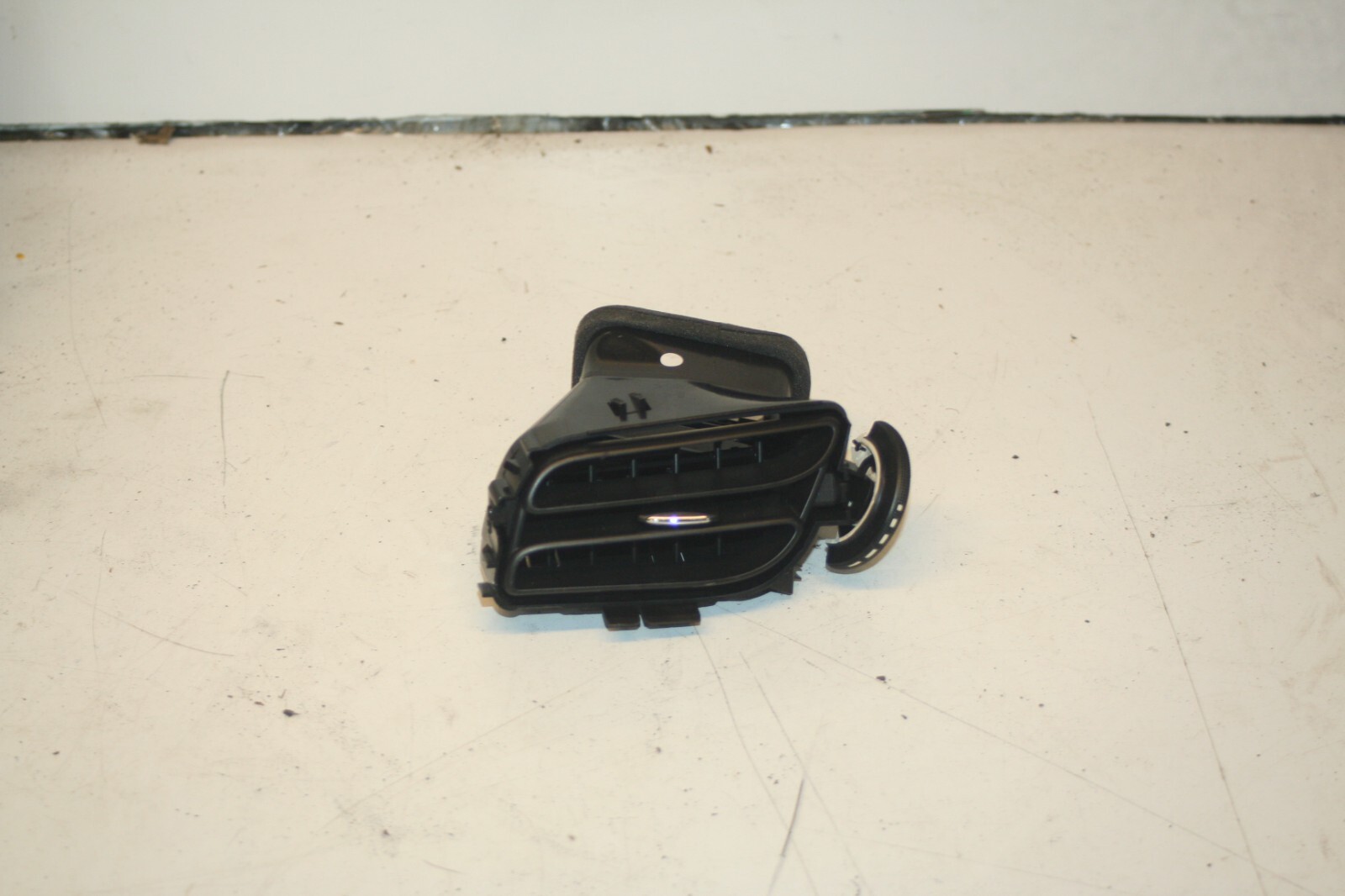 2010 CITROEN DS3. AIR BLOWER VENT