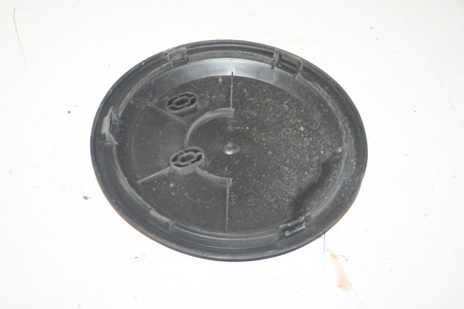 2010 CITROEN DS3. FUEL PUMP CAP COVER - Image 2