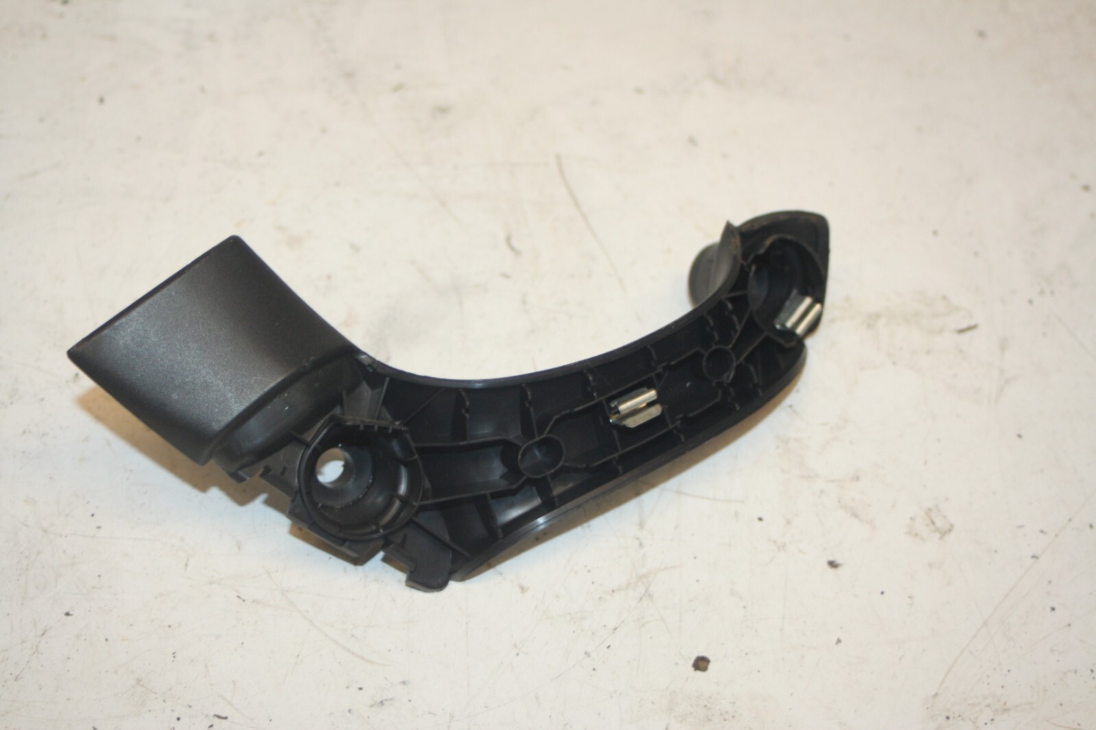 2010 CITROEN DS3. INTERIOR DOOR HANDLE TRIM - Image 3