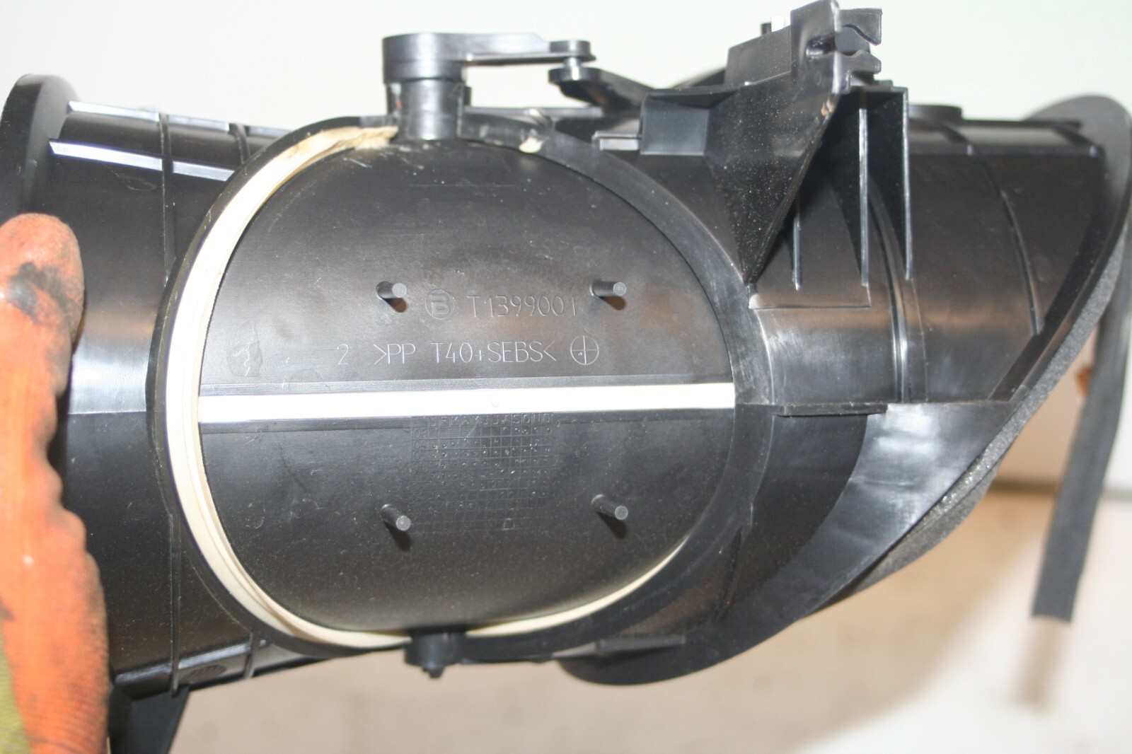 2010 CITROEN DS3. HEATER DUCT PIPE RECIRCULATION BLOWER - Image 6