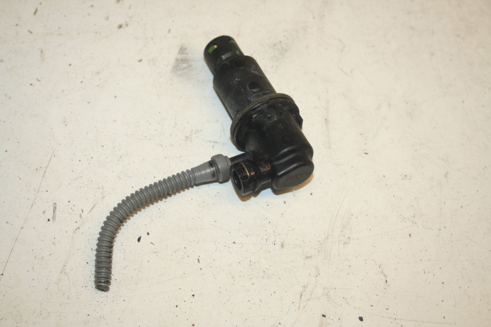2010 CITROEN DS3. CLUTCH MASTER CYLINDER - Image 3