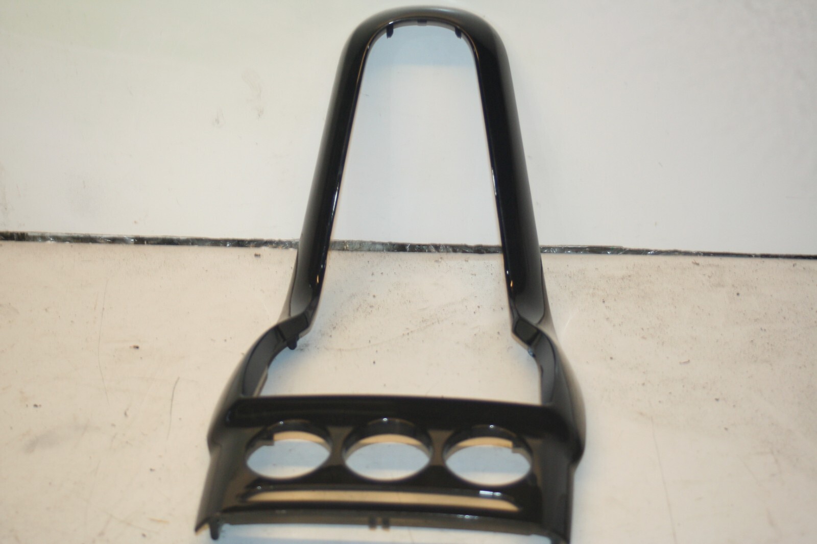 2010 CITROEN DS3. CENTRE CONSOLE BLACK TRIM