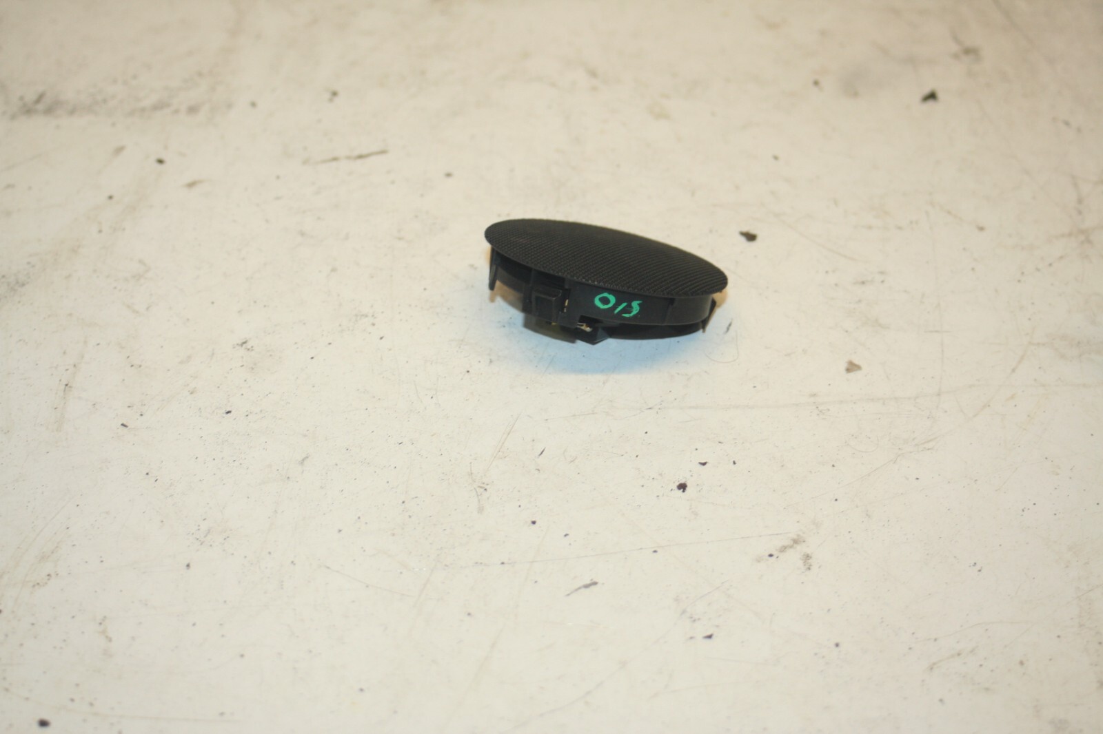 2010 CITROEN DS3. DRIVER SIDE SPEAKER TWEETER