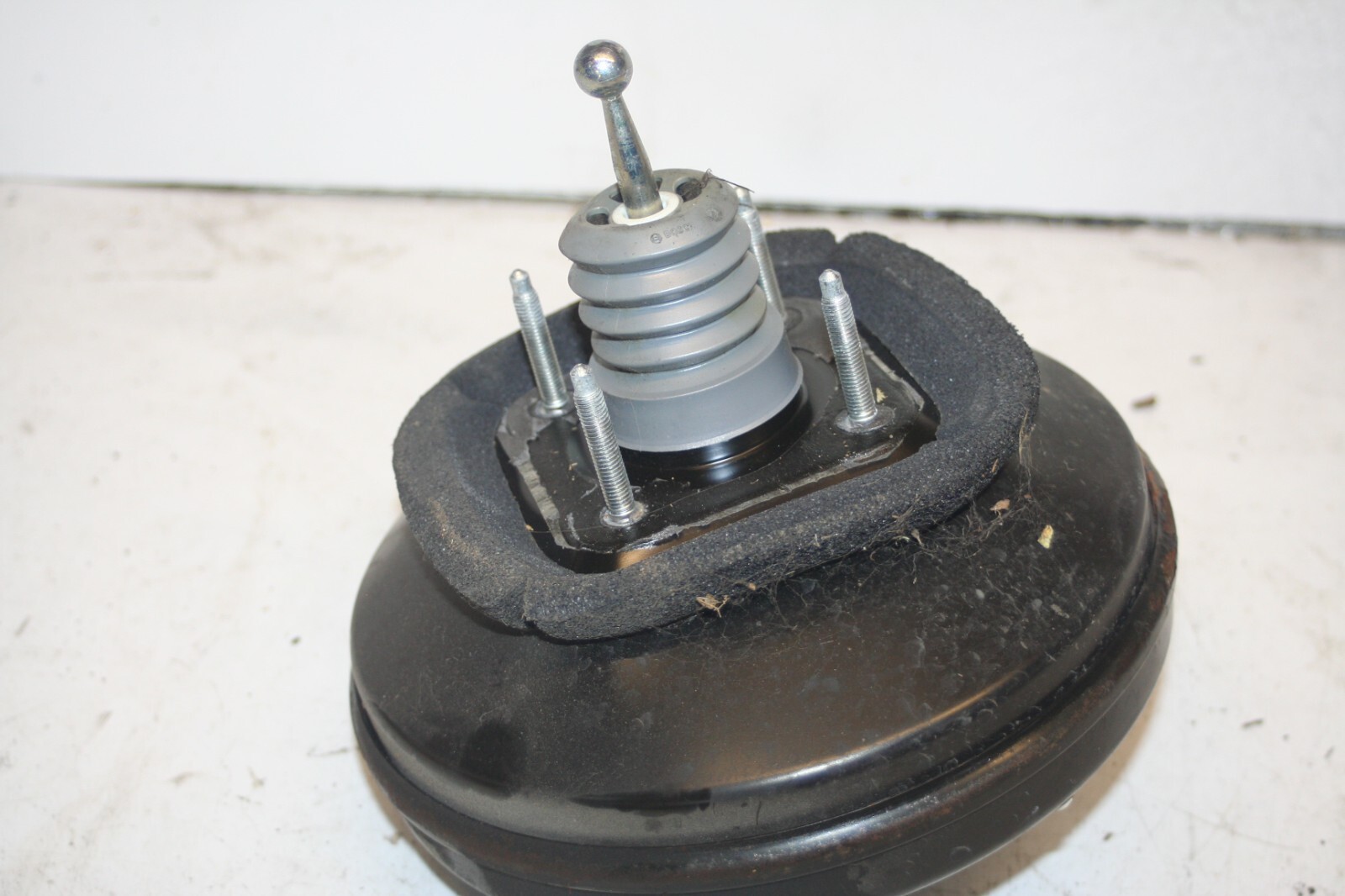 2010 CITROEN DS3. BRAKE BOOSTER SERVO - Image 3