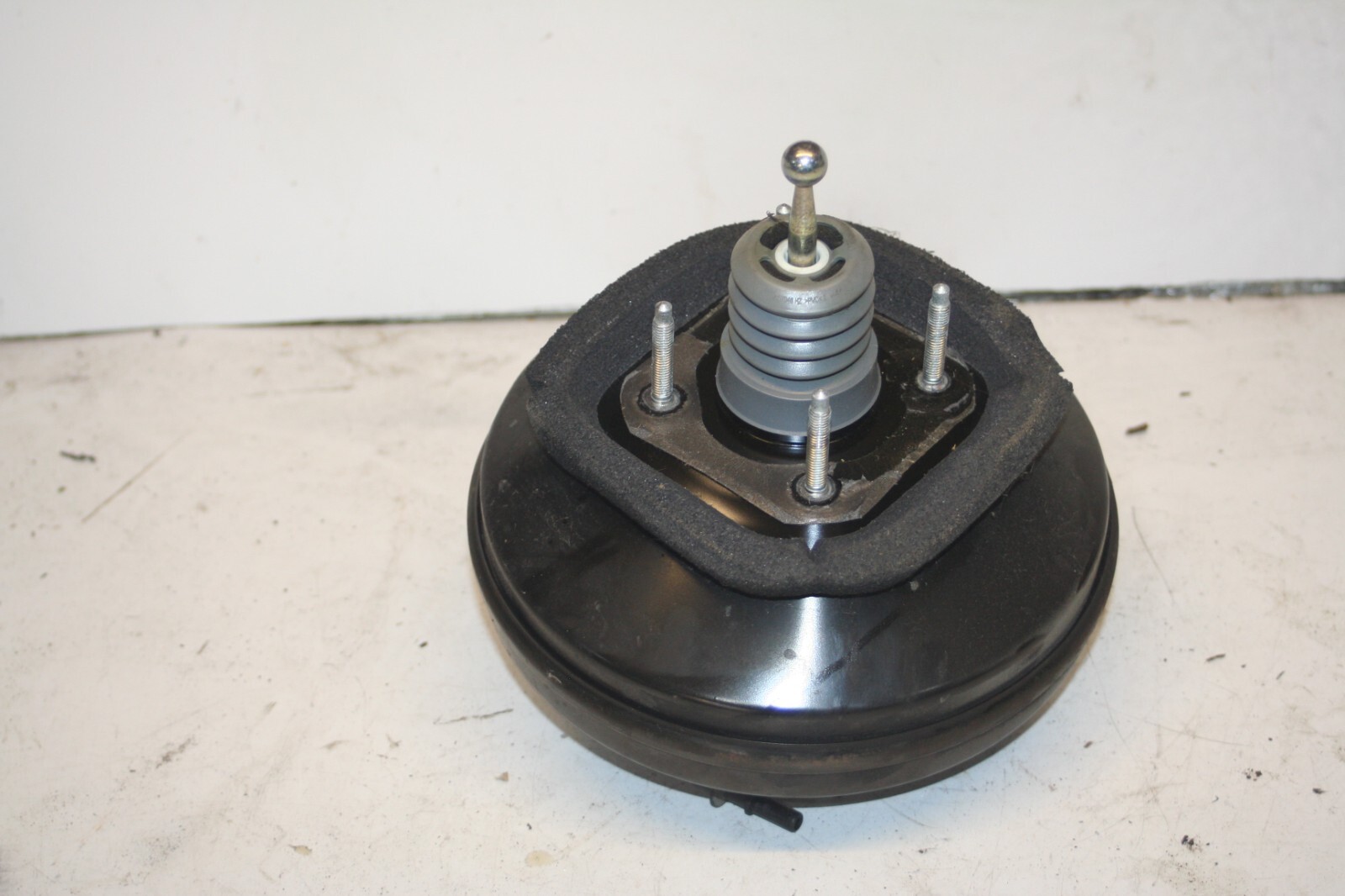2010 CITROEN DS3. BRAKE BOOSTER SERVO - Image 4