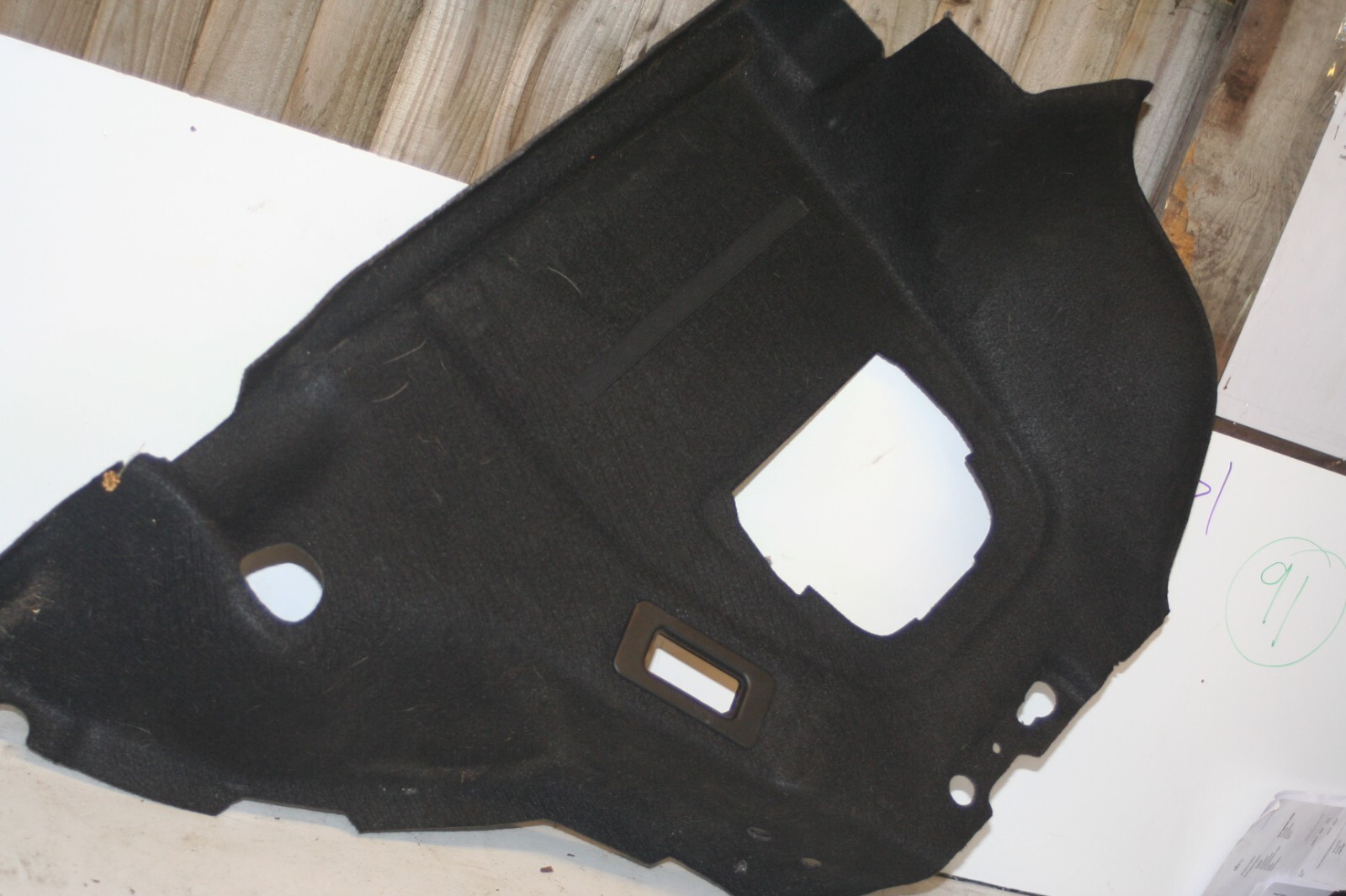 2010 CITROEN DS3. BOOT CARPET SIDE PANEL PASSENGER SIDE