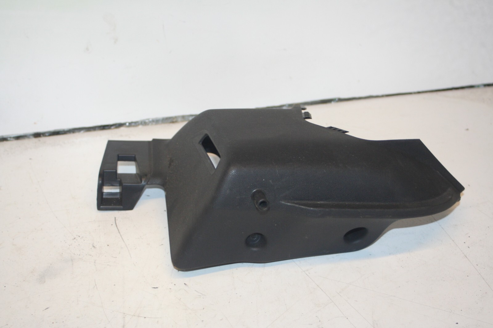2010 CITROEN DS3. 9683973077 PARCEL SHELF SIDE TRIM - Image 3