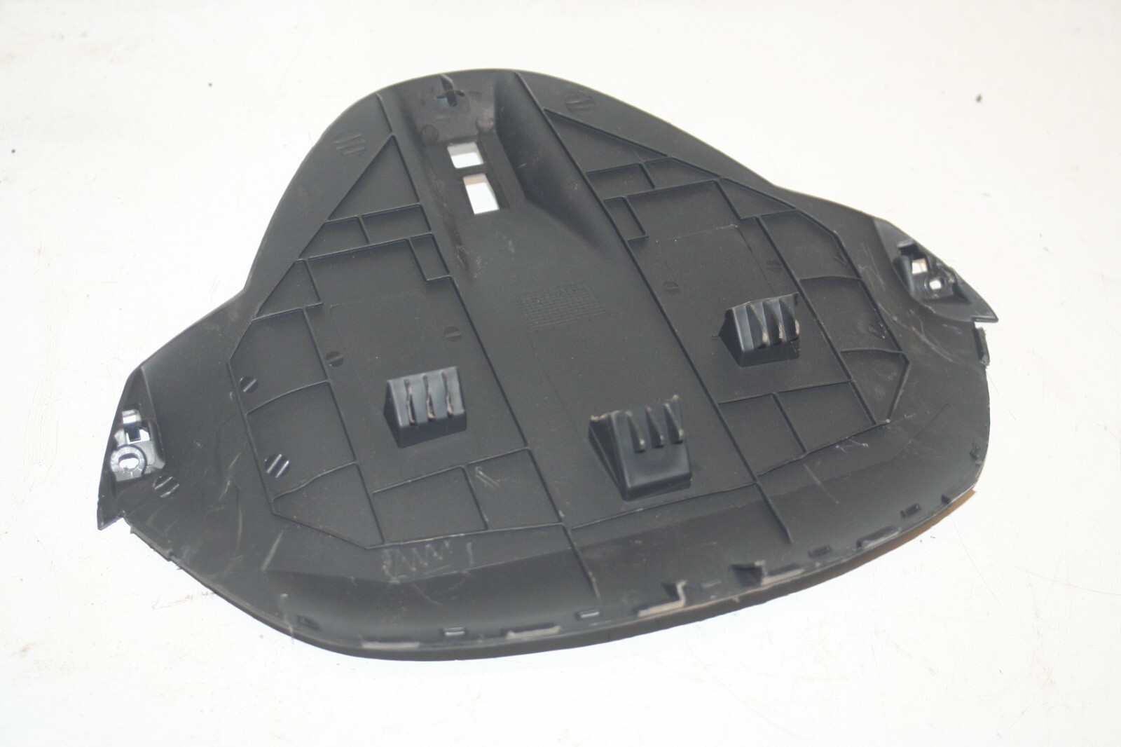 2010 CITROEN DS3. SPEEDOMETER SPEEDO UPPER TRIM - Image 3