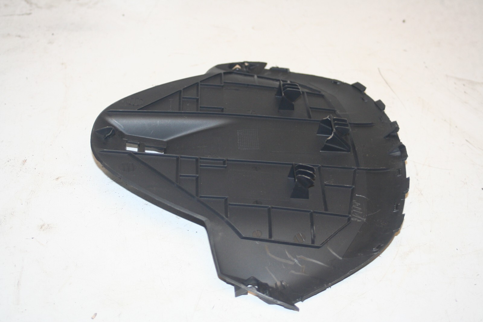 2010 CITROEN DS3. SPEEDOMETER SPEEDO UPPER TRIM - Image 4