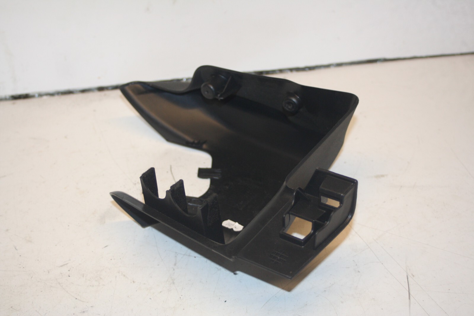 2010 CITROEN DS3. 9683973177 PARCEL SHELF SIDE TRIM - Image 3