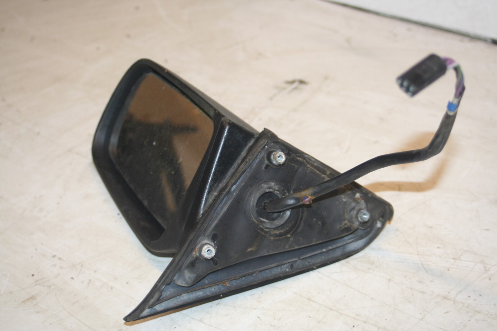 1990 FORD GRANADA MK3. DRIVER SIDE WING MIRROR ELECTRIC - Image 4