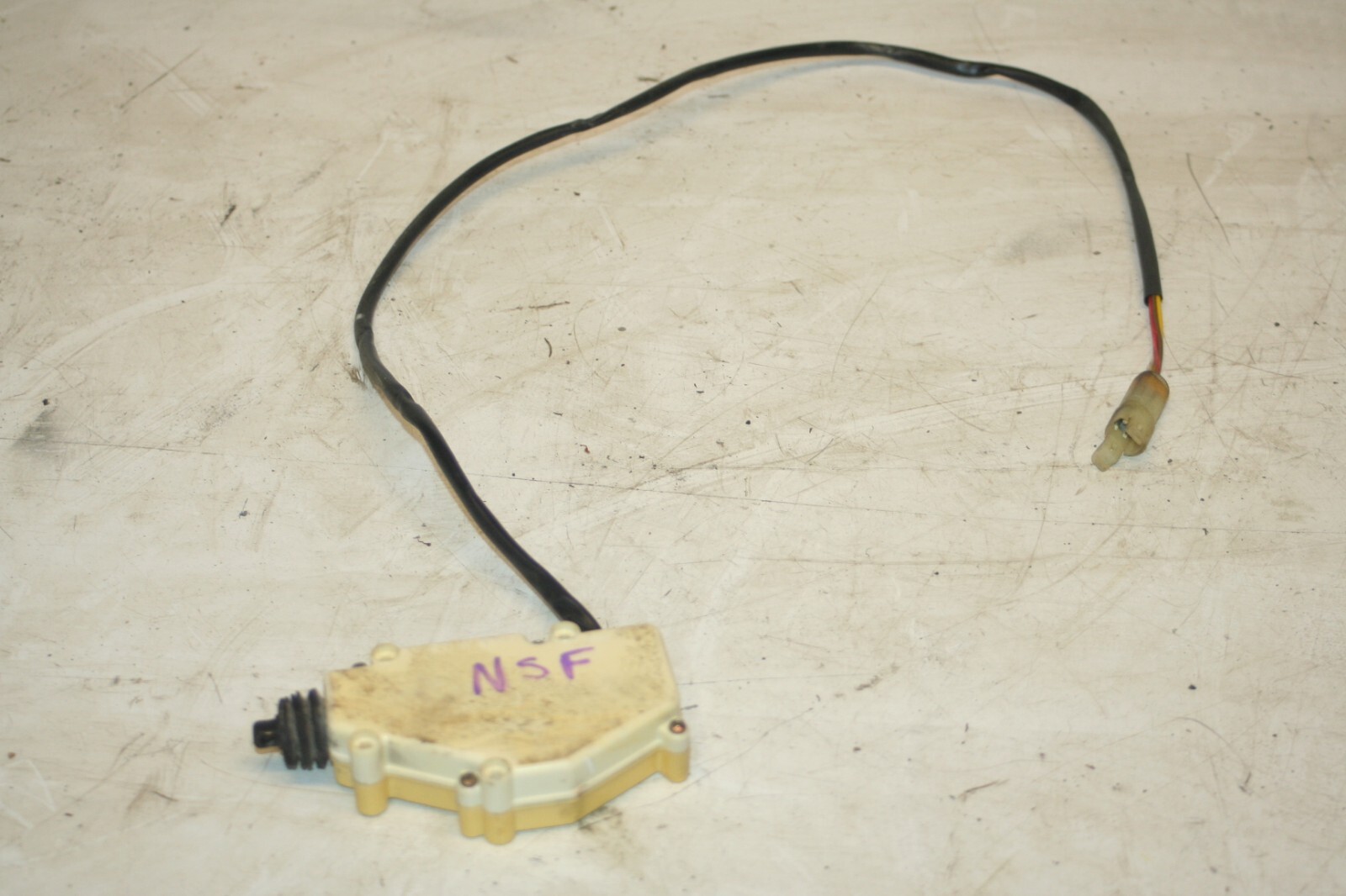 1990 FORD GRANADA MK3. PASSENGER SIDE FRONT LOCKING ACTUATOR 87BG220A20B1B - Image 4