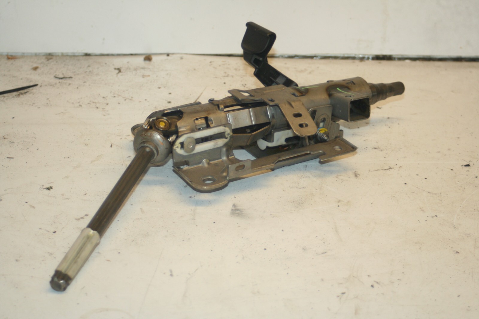 2010 CITROEN DS3. STEERING COLUMN