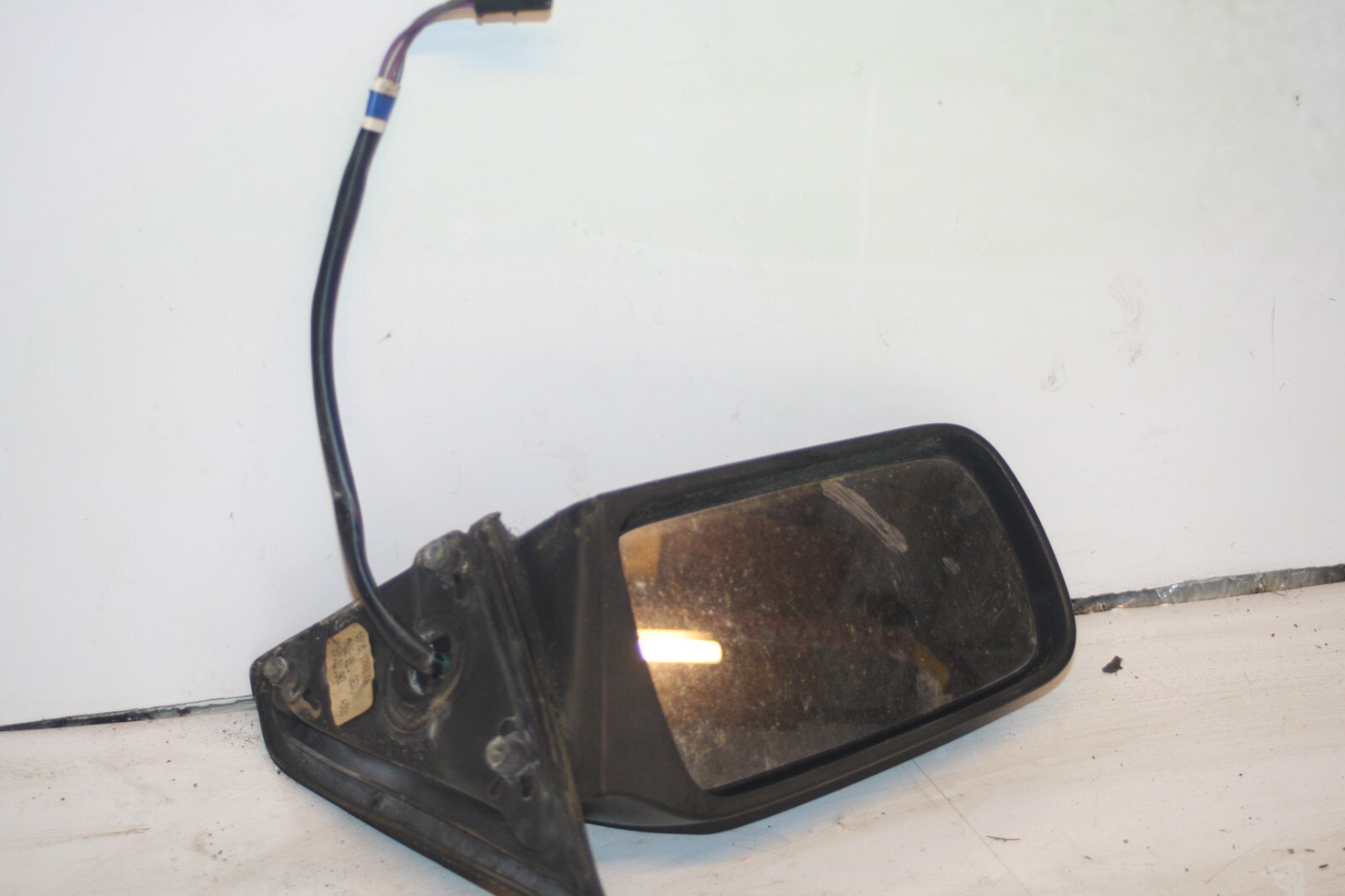 1990 FORD GRANADA MK3. PASSENGER SIDE WING MIRROR ELECTRIC