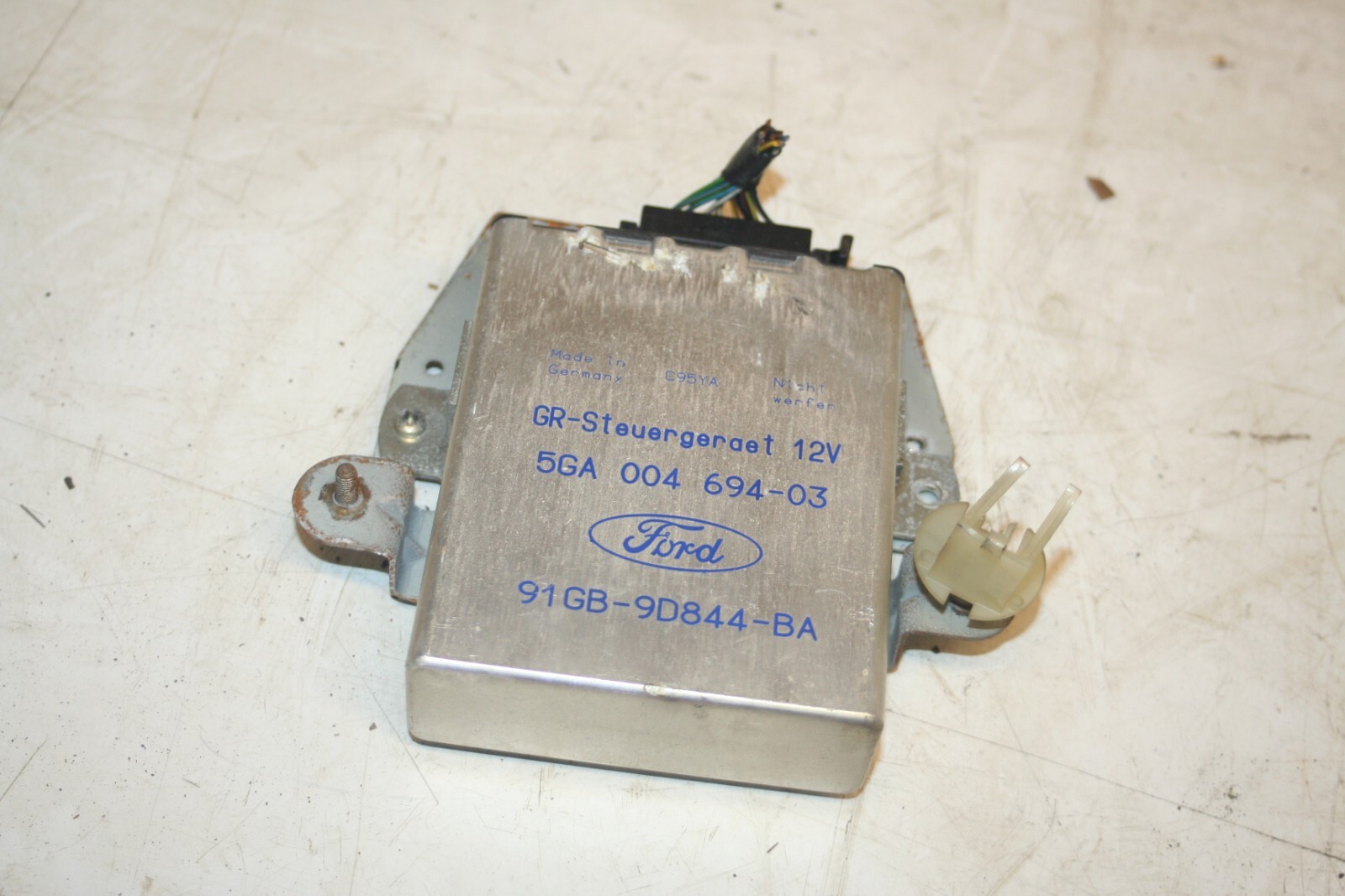 1990 FORD GRANADA MK3. 91GB-9D844-BA ECU ENGINE CONTROL MODULE