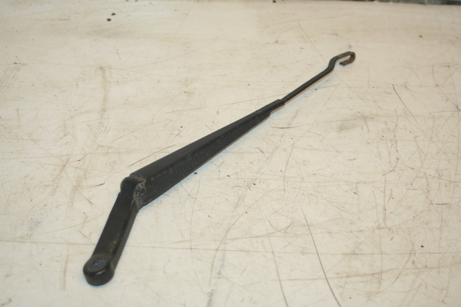 1990 FORD GRANADA MK3. WIPER ARM