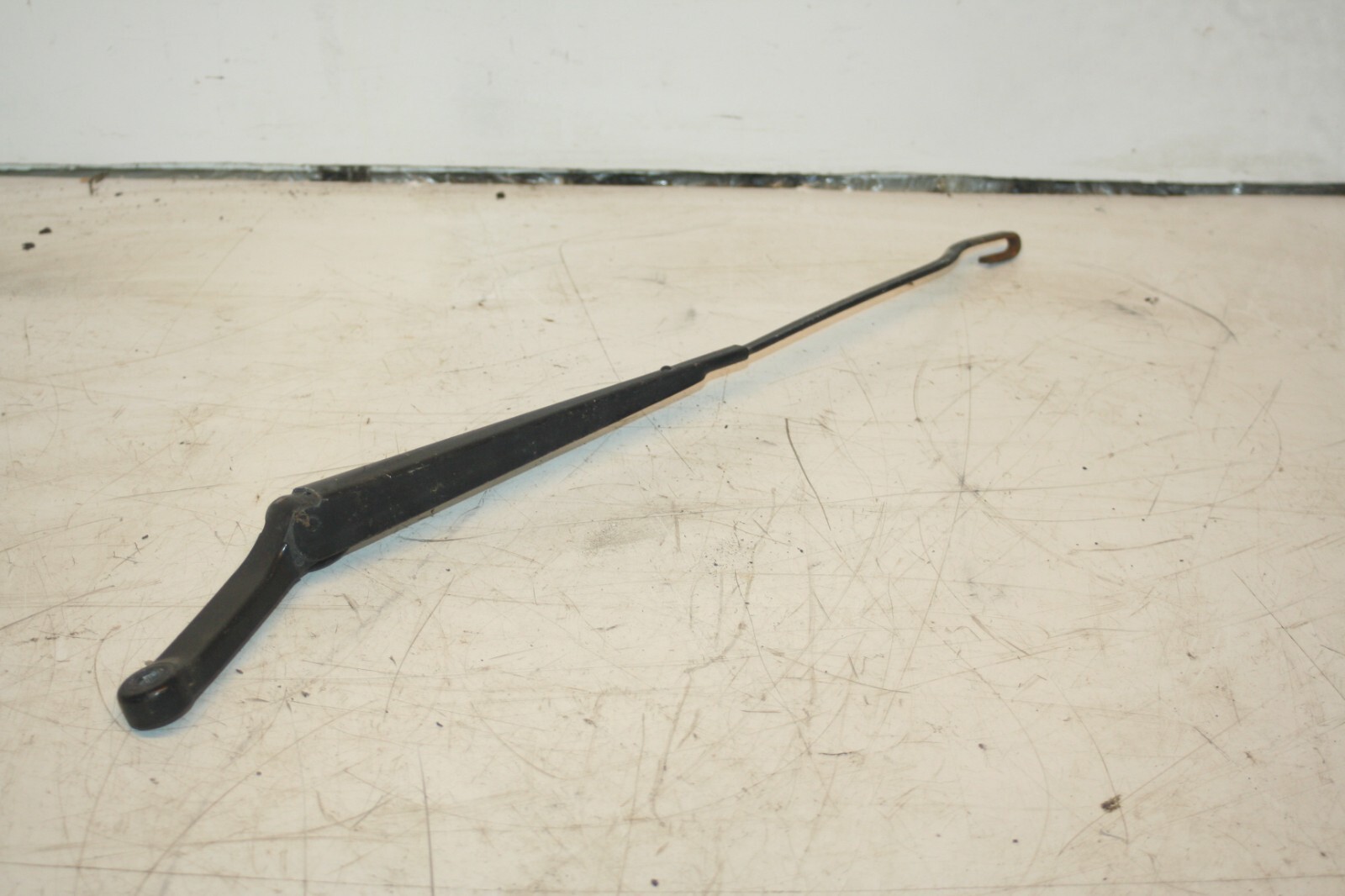 1990 FORD GRANADA MK3. WIPER ARM