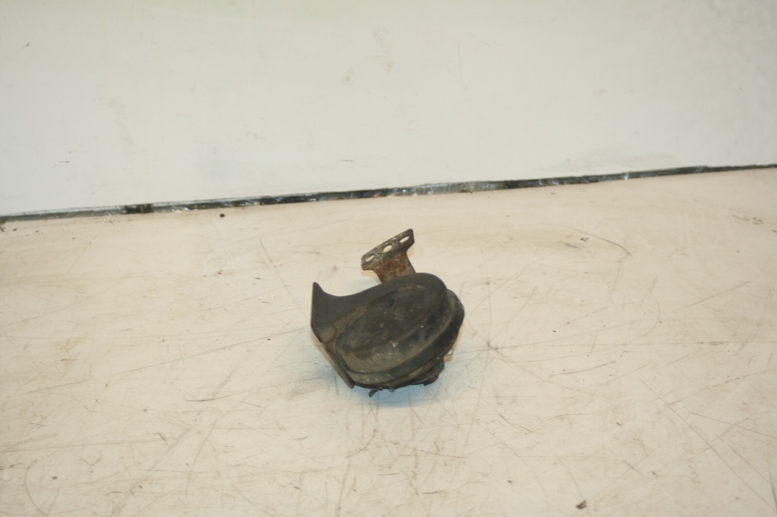 1990 FORD GRANADA MK3. HORN - Image 3