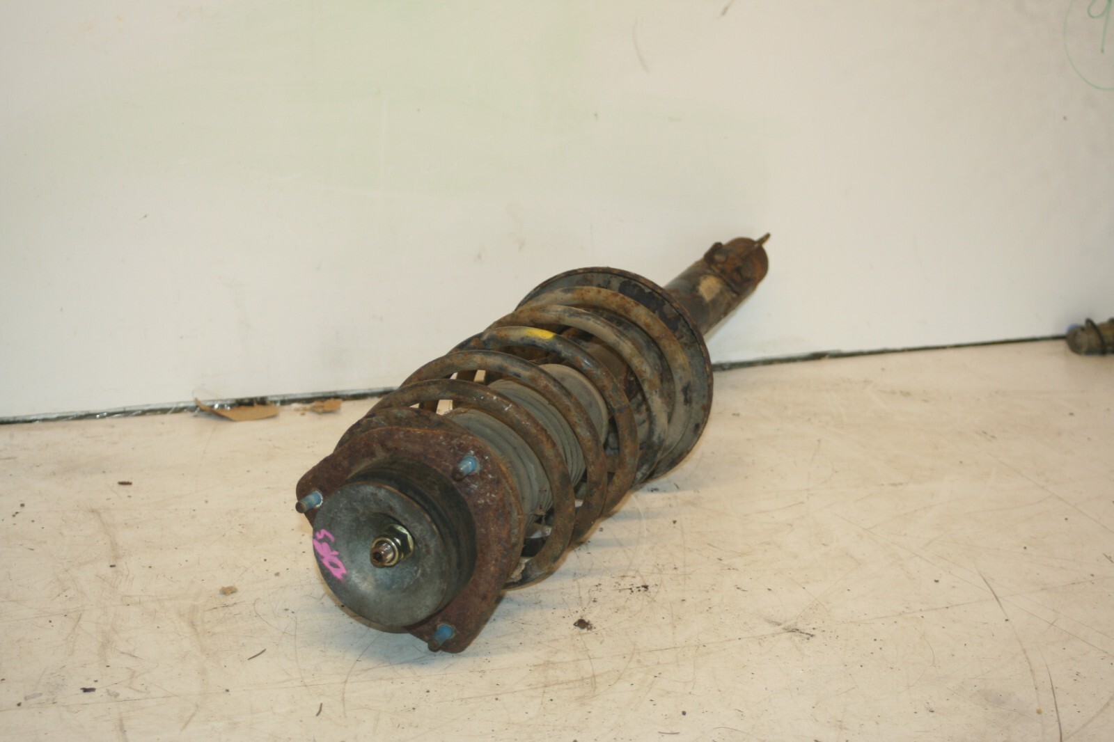1990 FORD GRANADA MK3. DRIVER SIDE FRONT SUSPENSION UNIT