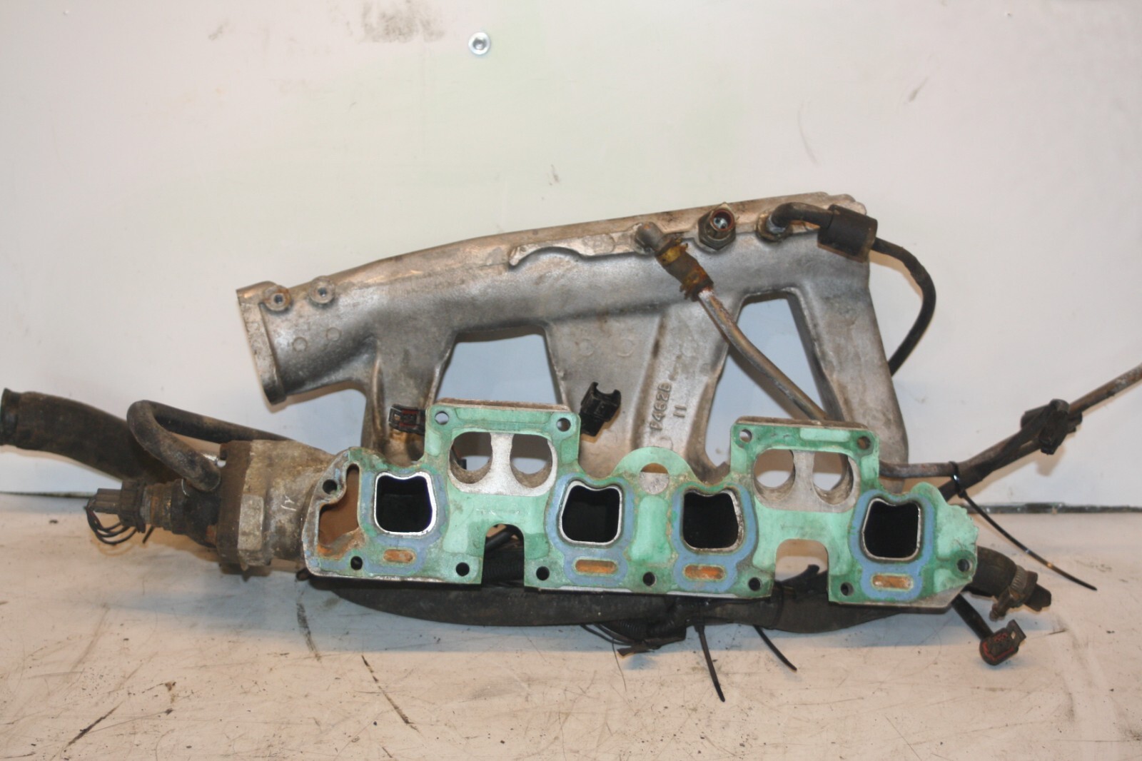 1990 FORD GRANADA MK3. INTAKE MANIFOLD EFi 88WF 9423AH - Image 7