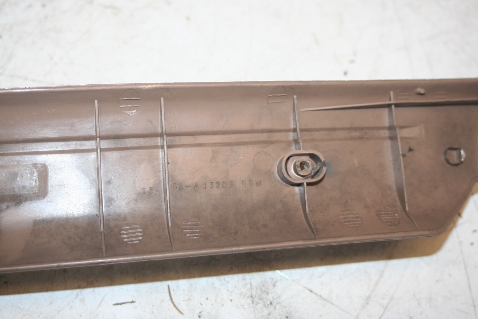 1990 FORD GRANADA MK3. LOWER SILL COVER TRIM PASSENGER SIDE FRONT - Image 6